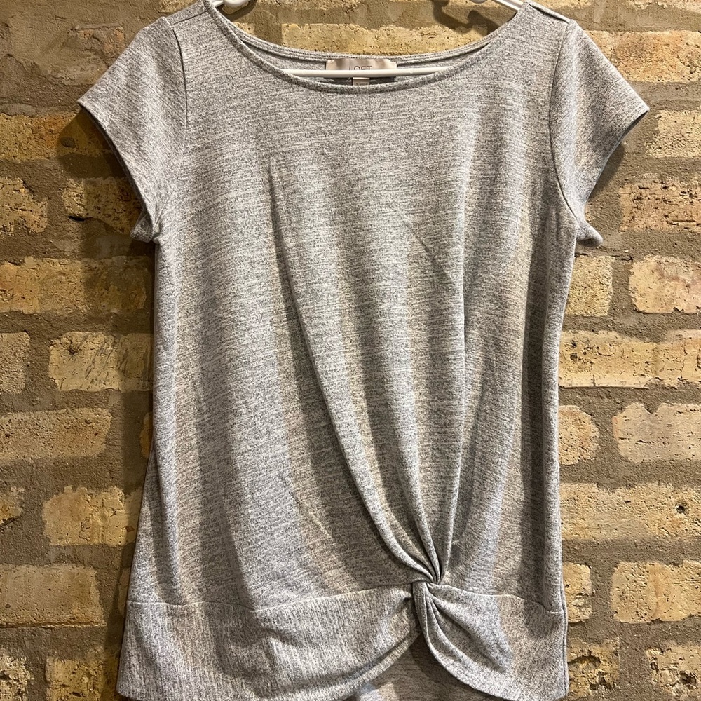 Effortlessly Chic Gray Twist-Front Top - LOFT (Size Small) - Perfect Condition!
